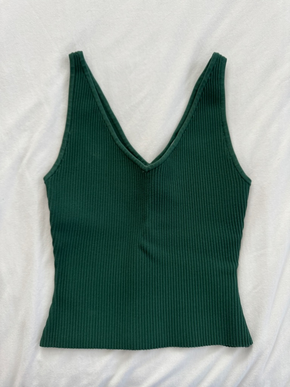 Aritzia Babaton Ribbed V-Neck Tank Top - Deep Green